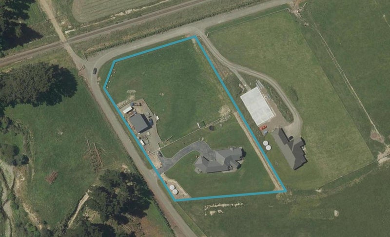 643 Napier Road, Whakarongo, Palmerston North - Carousel 1
