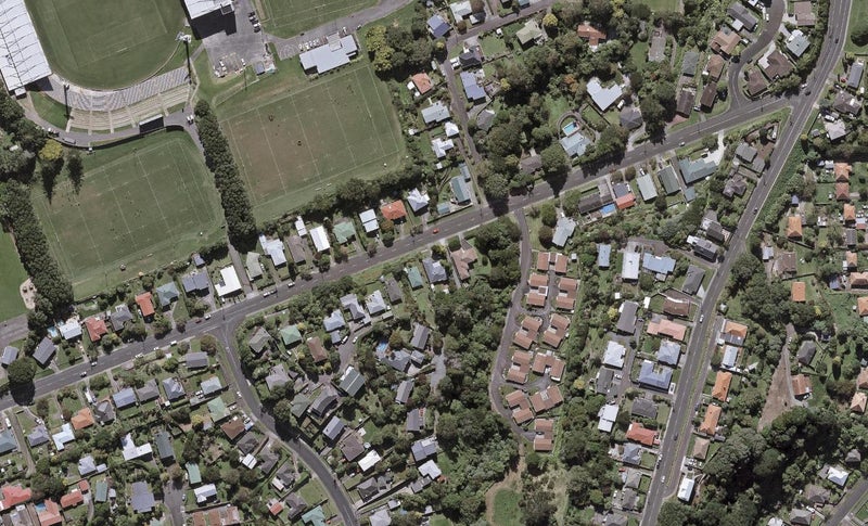 31 Clawton Street, Westown, New Plymouth - Carousel 1