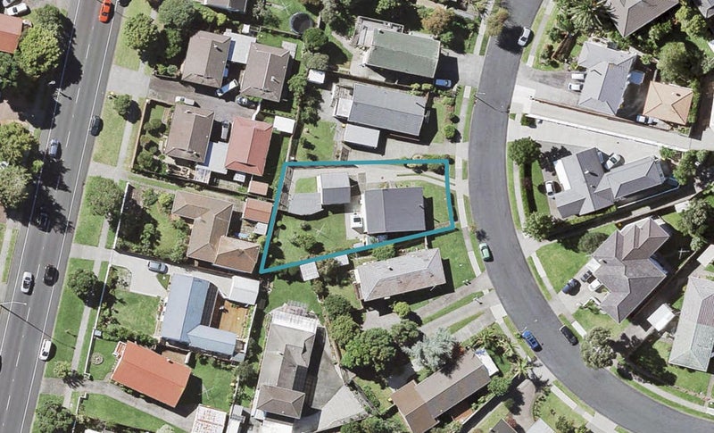 24 Galsworthy Place, Bucklands Beach, Auckland - Carousel 1