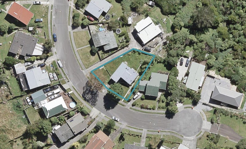 21 Gentian Street, Timberlea, Upper Hutt - Carousel 1
