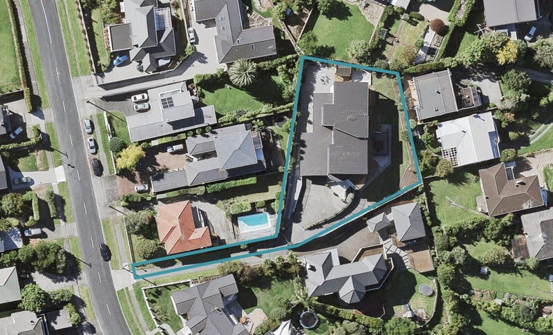 36 Churchill Road, Cockle Bay, Auckland - Carousel 1
