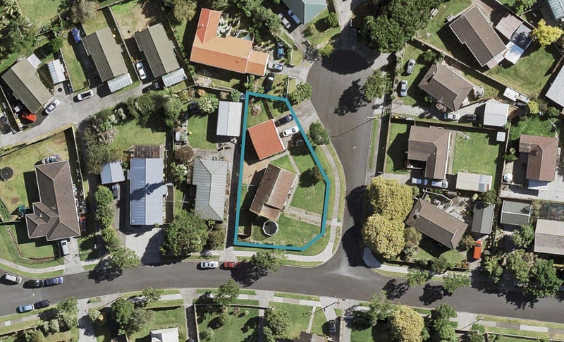 2 Barcroft Place, Clendon Park, Auckland - Carousel 1