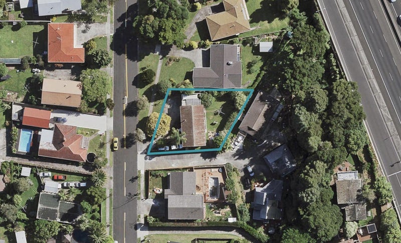 100 Lawrence Crescent, Hillpark, Auckland - Carousel 1