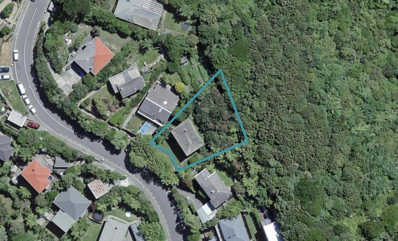 24 Montgomery Avenue, Karori, Wellington - Carousel 1