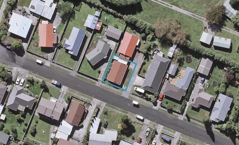 10 Kauri Street, Inglewood, Inglewood - Carousel 1