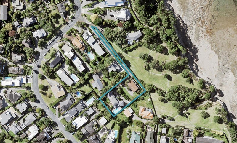 1/101 Churchill Road, Murrays Bay, Auckland - Carousel 1
