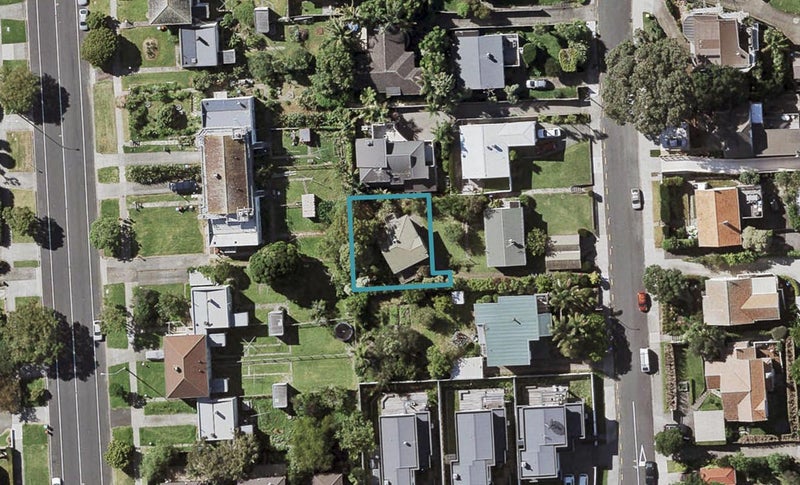 44A Kurahaupo Street, Orakei, Auckland - Carousel 1
