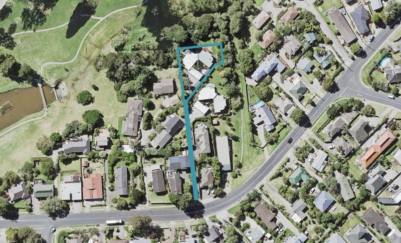 1/0 Glencoe Road, Browns Bay, Auckland - Carousel 1