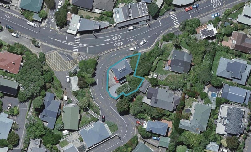 1/1 Cecil Road, Wadestown, Wellington - Carousel 1