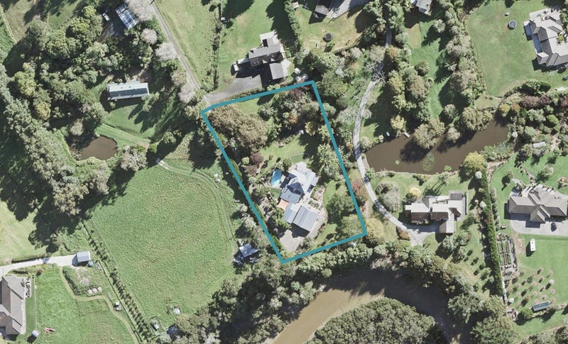 372/5 Whangaparaoa Road, Red Beach, Red Beach - Carousel 1