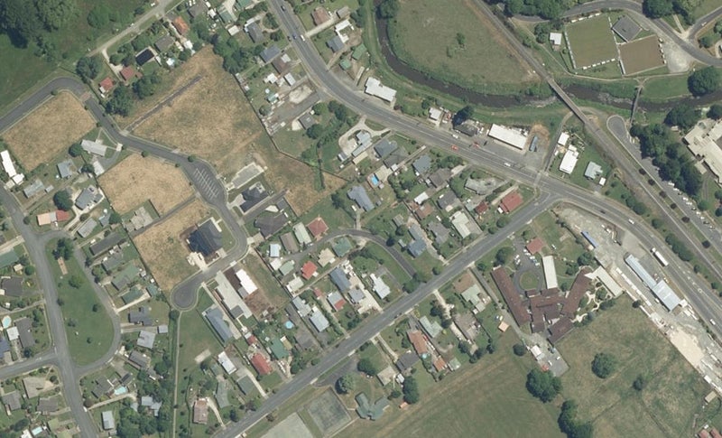 2 John Mandeno Drive, Te Kuiti - Carousel 1