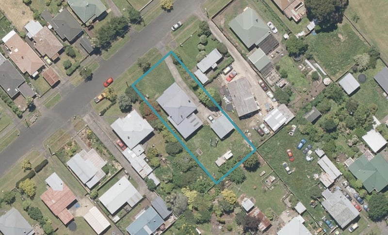 28 Mahoney Street, Whanganui East, Whanganui - Carousel 1