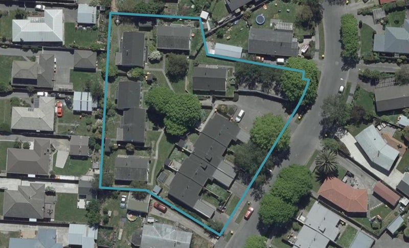 4/24 Clivedon Place, Redwood, Christchurch - Carousel 1