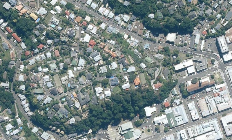 2 Cameron Terrace, Bluff Hill, Napier - Carousel 1
