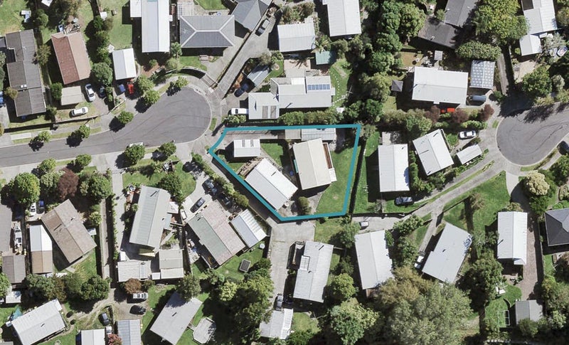 2/17 Macrocarpa Place, Ranui, Auckland - Carousel 1