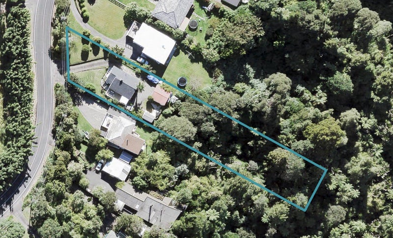 782 West Coast Road, Oratia, Auckland - Carousel 1