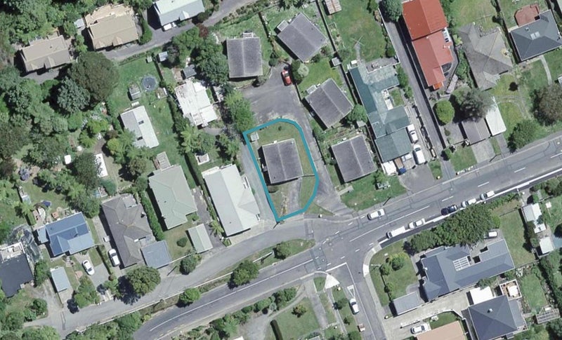 1/48 Allington Road, Karori, Wellington - Carousel 1