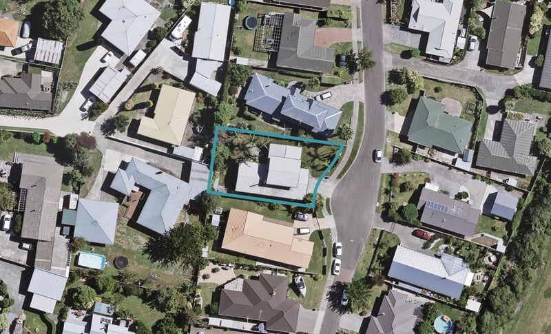12 Bucksburn Place, Greenmeadows, Napier - Carousel 1