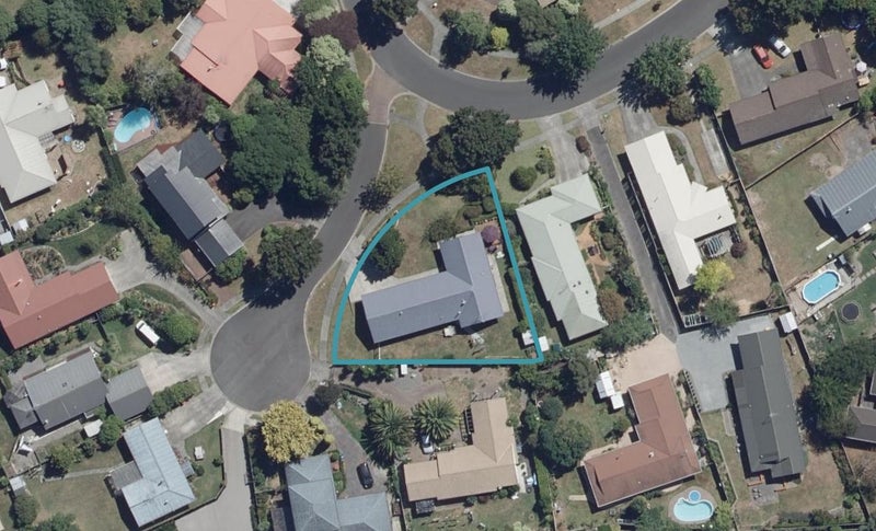 20 Meridian Place, Flagstaff, Hamilton - Carousel 1
