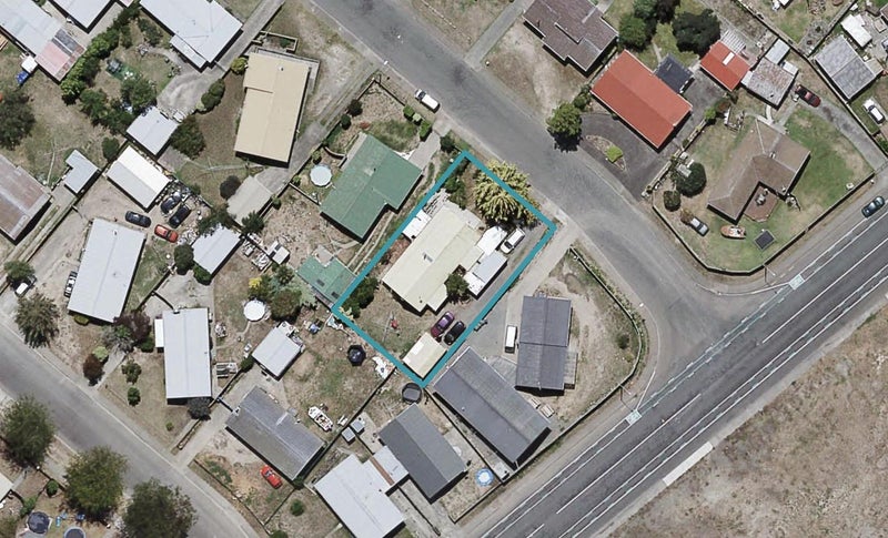2/3 Baffin Place, Flaxmere, Hastings - Carousel 1
