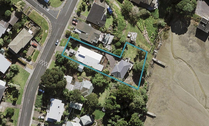 1/25 Frederick Street, Hillsborough, Auckland - Carousel 1