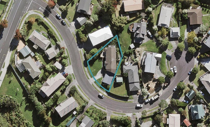 8 Mallard Place, Unsworth Heights, Auckland - Carousel 1