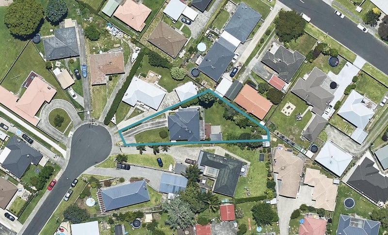 12 Galway Grove, Greerton, Tauranga - Carousel 1