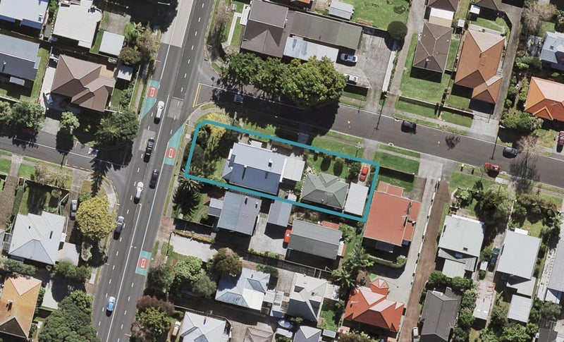 68 Pah Road, Royal Oak, Auckland - Carousel 1