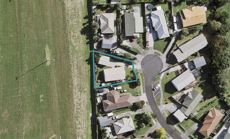 28 Randwick Place, Randwick Park, Auckland - Carousel 1