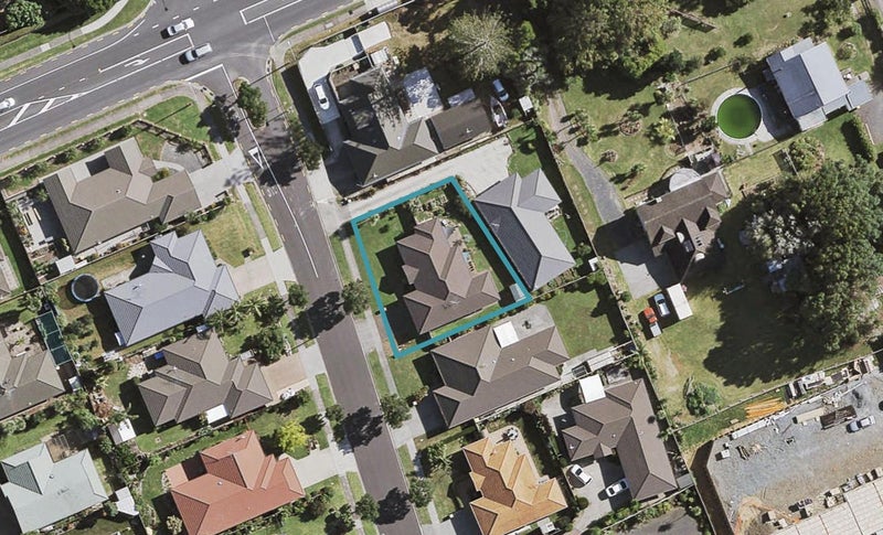 8 Norm Pellow Drive, Manurewa, Auckland - Carousel 1