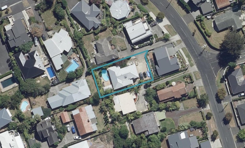 73 Awatere Avenue, Beerescourt, Hamilton - Carousel 1