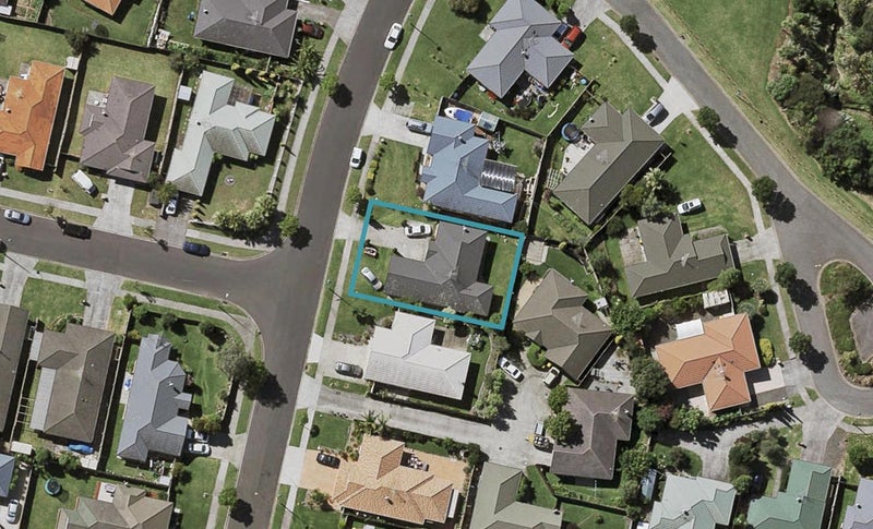 12 Nuneaton Drive, Flat Bush, Auckland - Carousel 1