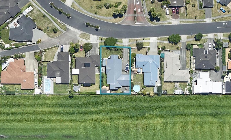 17 Monaco Key, Papamoa Beach, Papamoa - Carousel 1