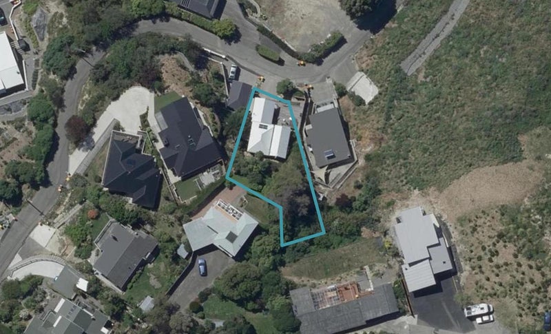 15 The Brae, Mount Pleasant, Christchurch - Carousel 1