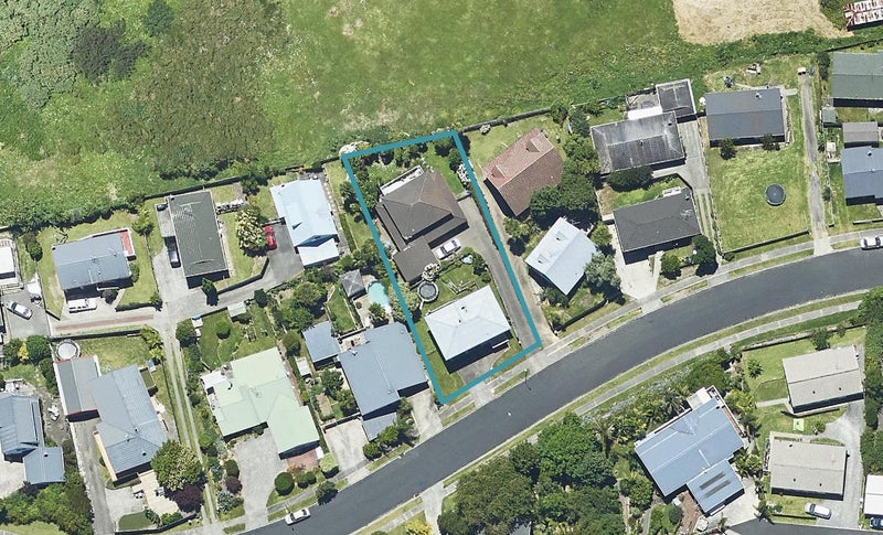 18B Te Arawa Place, Welcome Bay, Tauranga - Carousel 1