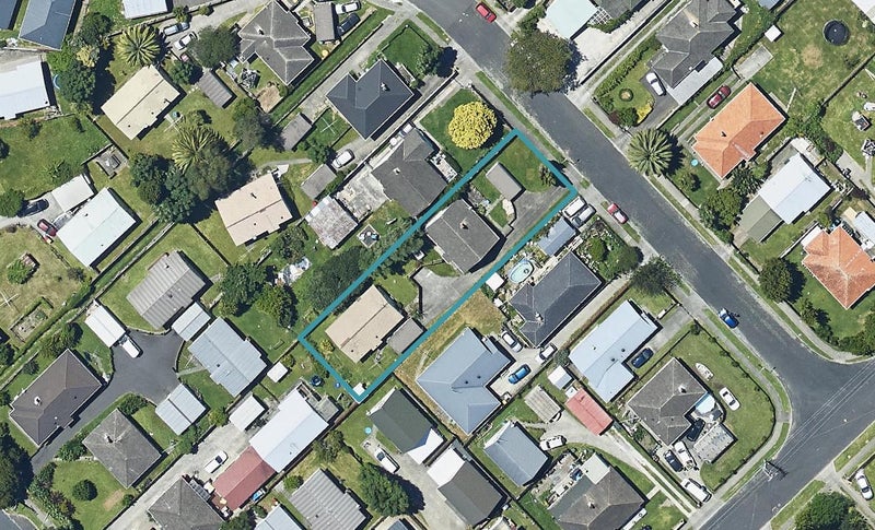 8A Dunkirk Street, Gate Pa, Tauranga - Carousel 1