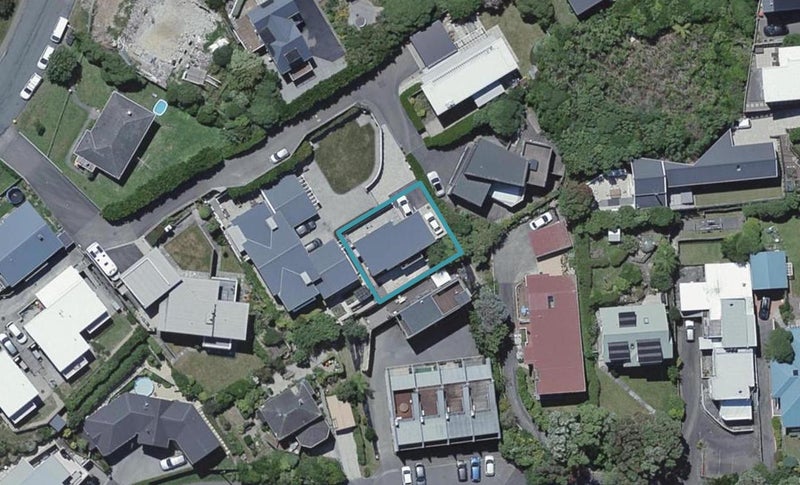 24C Mandalay Terrace, Khandallah, Wellington - Carousel 1