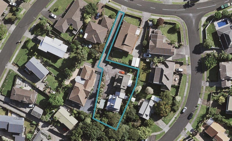 2/54 Calluna Crescent, Totara Heights, Auckland - Carousel 1
