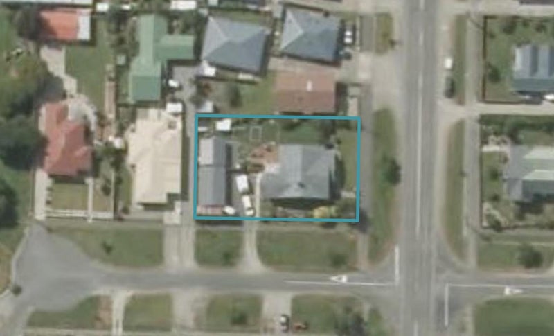 18 Huron Street, East Gore, Gore - Carousel 1