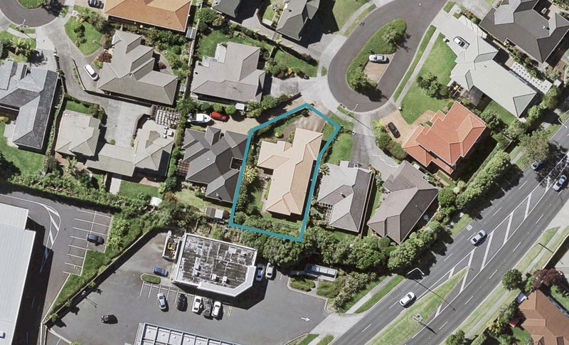 31 Ambleside Drive, Northpark, Auckland - Carousel 1