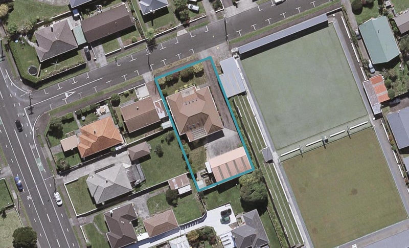 4 Wilton Street, Westown, New Plymouth - Carousel 1