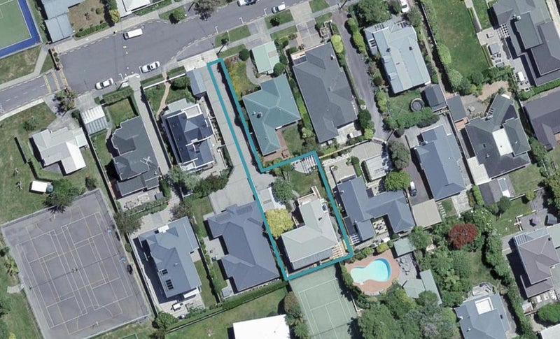 25 Marsden Avenue, Karori, Wellington - Carousel 1