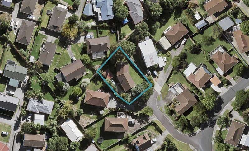 7 Andros Place, Unsworth Heights, Auckland - Carousel 1