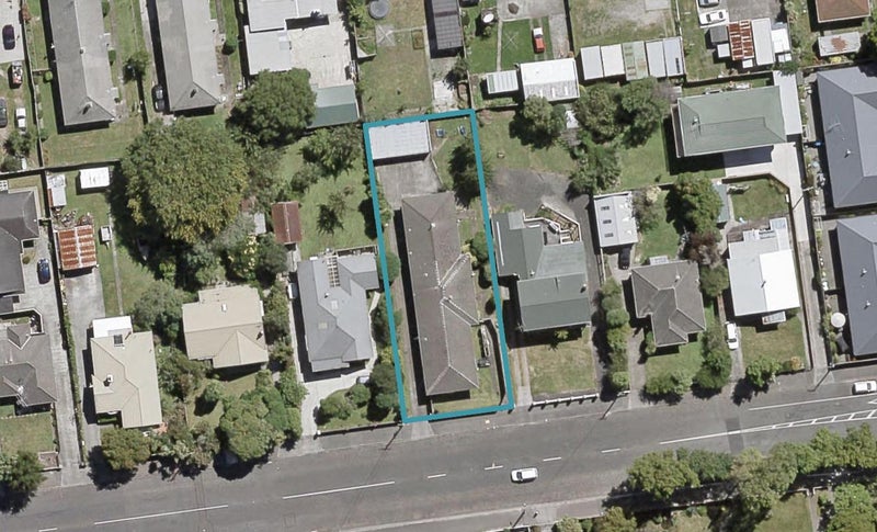 76A MARTIN ST, WALLACEVILLE, UPPER HUTT - Carousel 1
