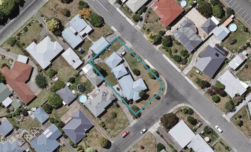 740 Maxville Drive, Parkvale, Hastings - Carousel 1