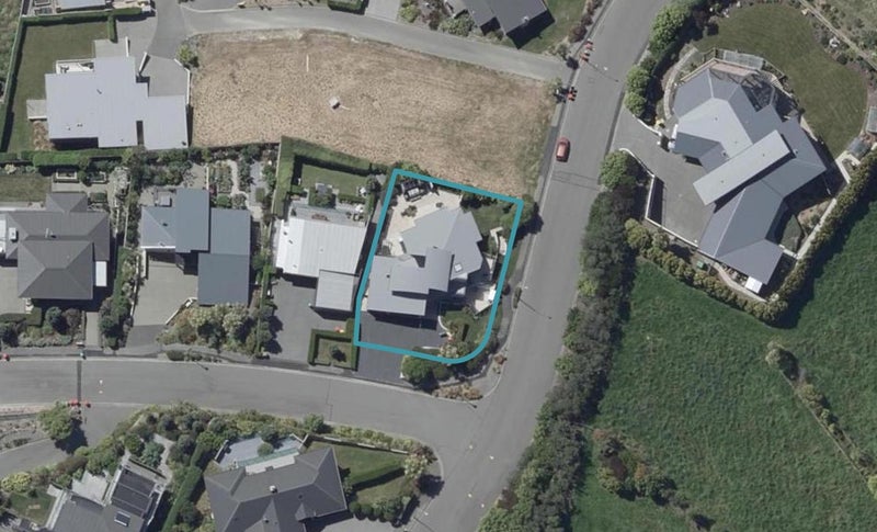 2 Avery Place, Redcliffs, Christchurch - Carousel 1
