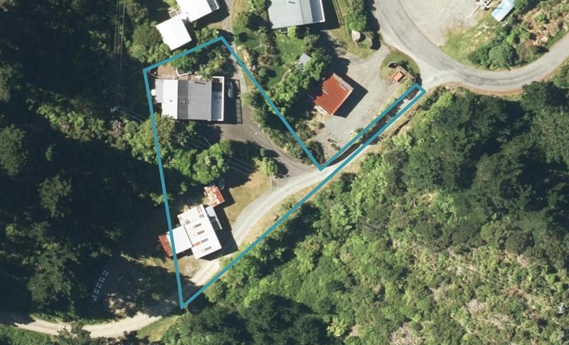 208 Elaine Bay Road, French Pass - Carousel 1