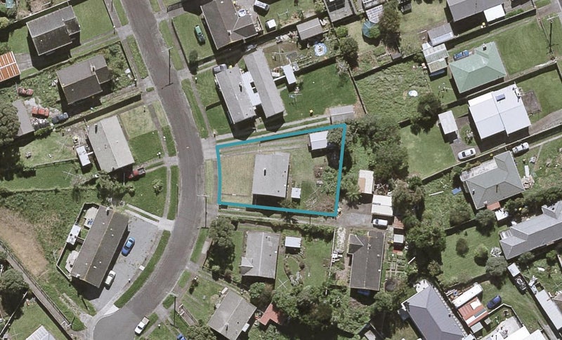 11 Tumai Street, Spotswood, New Plymouth - Carousel 1