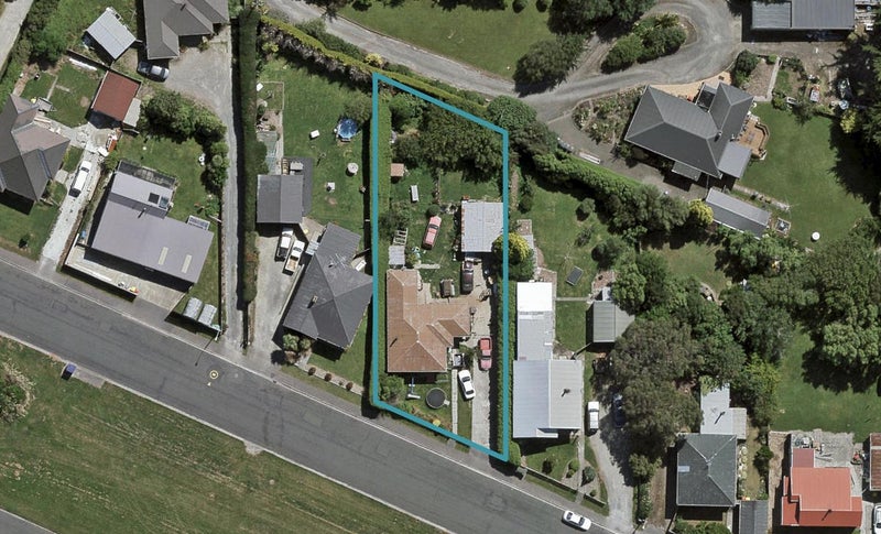 122 Moulson Street, Strathern, Invercargill - Carousel 1
