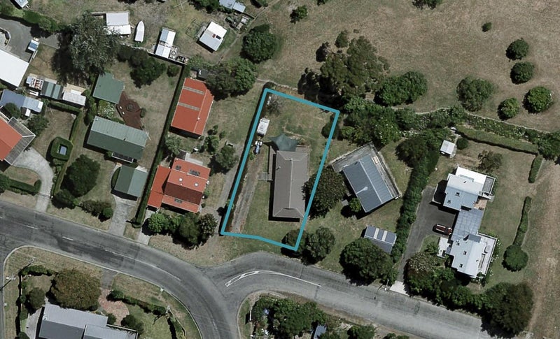 2 Gilray Place, Waimarama, Waimārama - Carousel 1